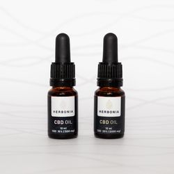 Výhodný balíček pro pár Varianta: 15% CBD Konopný olej, 10 ml + 20% CBD Konopný olej, 10 ml