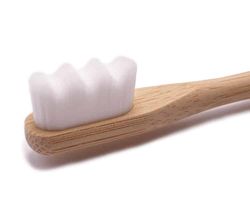 NanoNano Bambusový zubní kartáček Nano bílý 1ks